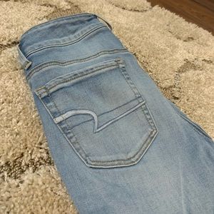 American Eagle capris